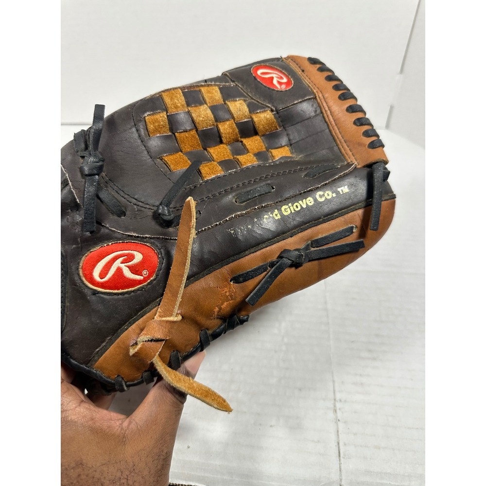 Rawlings PL130 Players Series 13 Inch Baseball Glove Right Hand Throw Basket-Web